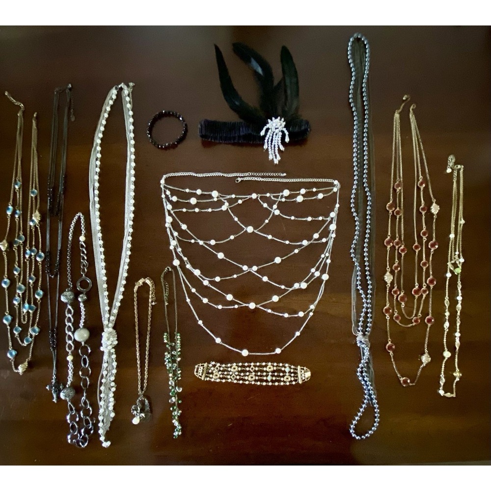 VTG - Modern Jewelry Lot Rhinestone Station Necklace Bracelet Costume Lot